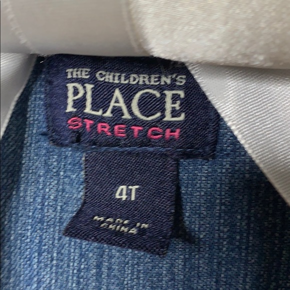 The children’s Place jean jacket - Picture 2 of 5